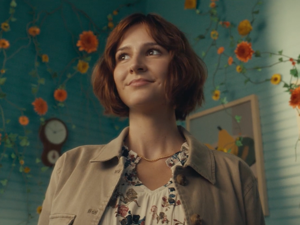 Maurices Isla June "Take A Look At Me"